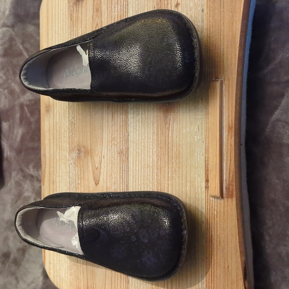 Alegria Size 36 NIB - Picture 2 of 8